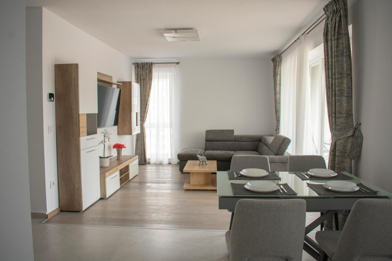 Tampa View Kasper Apartment Brasov Bagian luar foto
