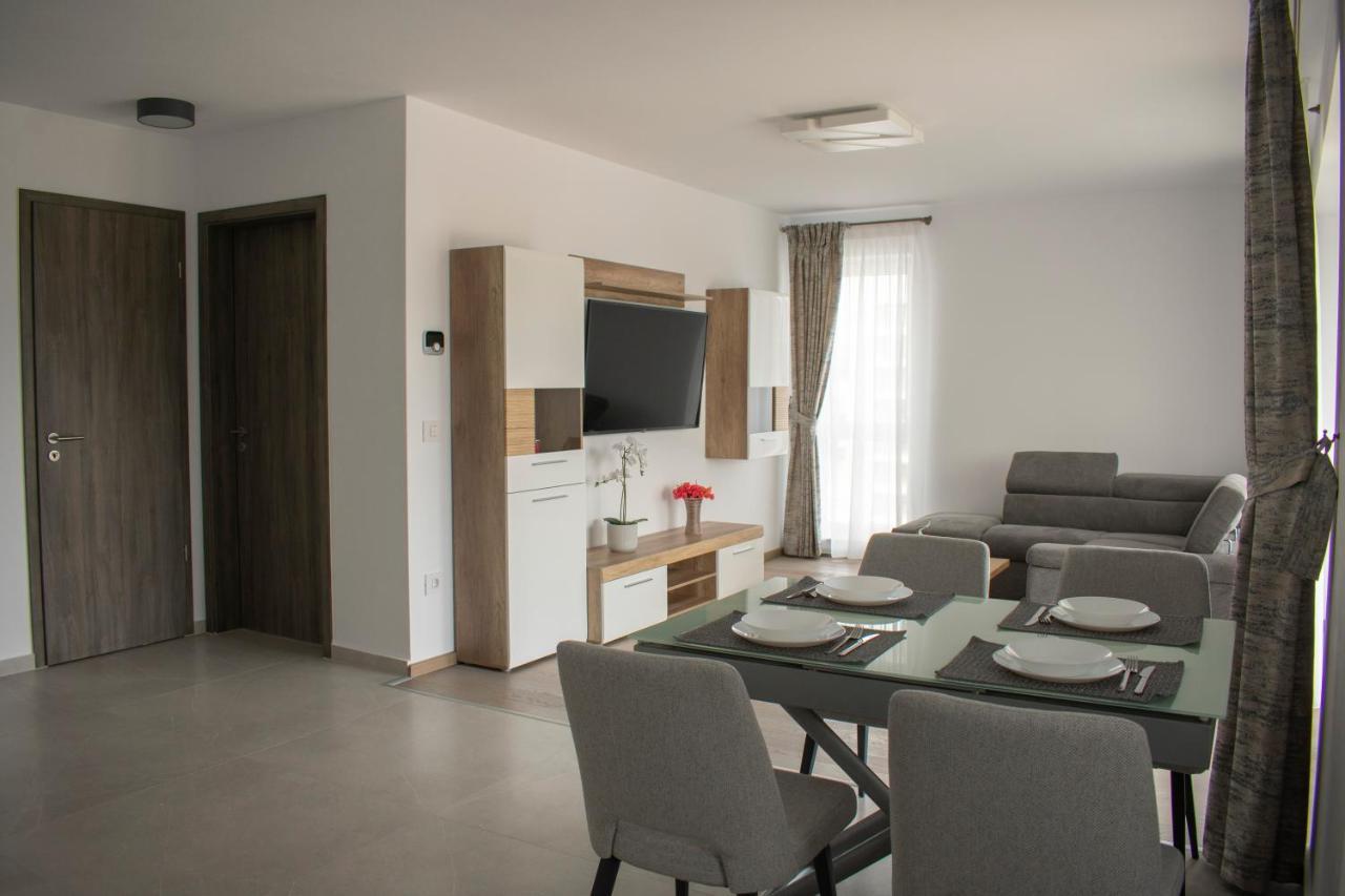 Tampa View Kasper Apartment Brasov Bagian luar foto